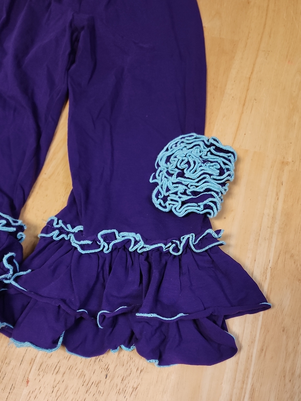 Boutique Clothing Purple & Teal Ruffle Rosette Pants Girls Size 6XC EUC - Picture 4 of 7